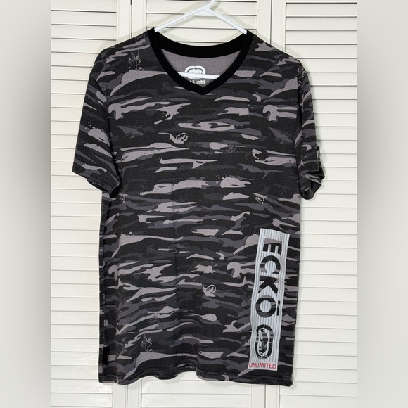 ECKO Unltd Men's Short Sleeve T-Shirt Graphic Tee Gray Black Camo Large V-Neck - Picture 2 of 12